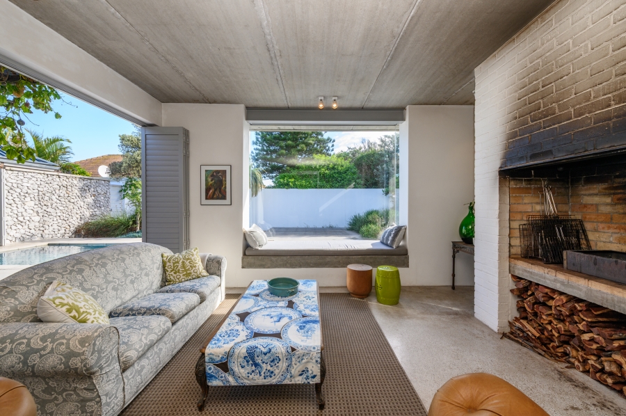 4 Bedroom Property for Sale in Summerstrand Eastern Cape